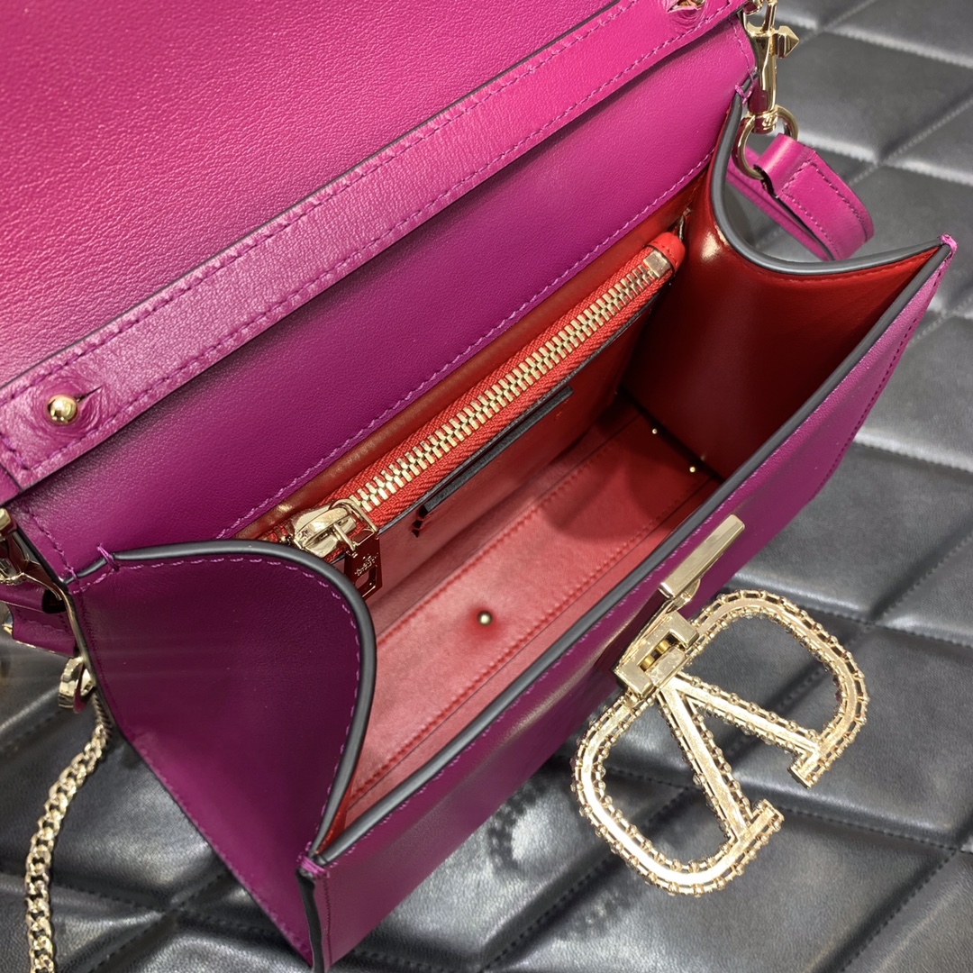 Valentino Garavani Vsling Small Handbag in Rose Purple Grainy Calfskin 